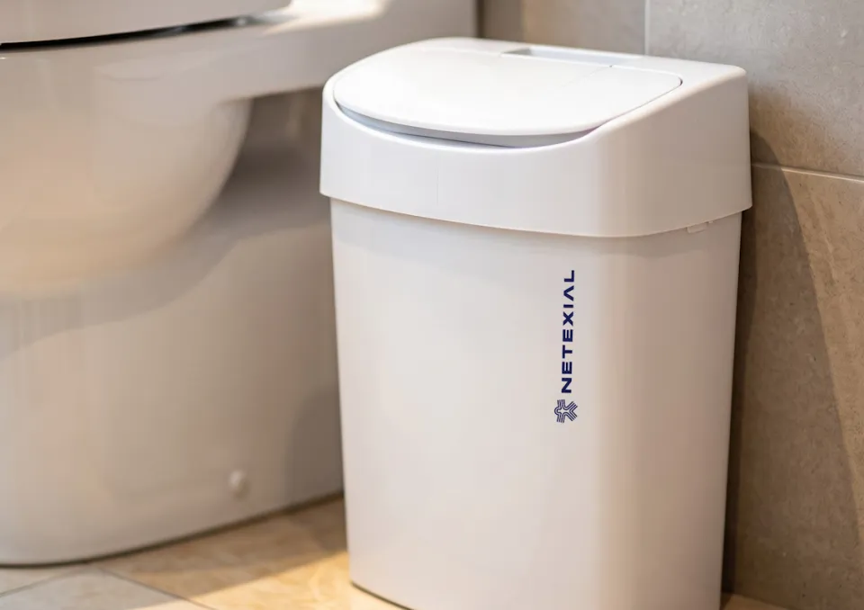 poubelle feminine toilettes entreprise